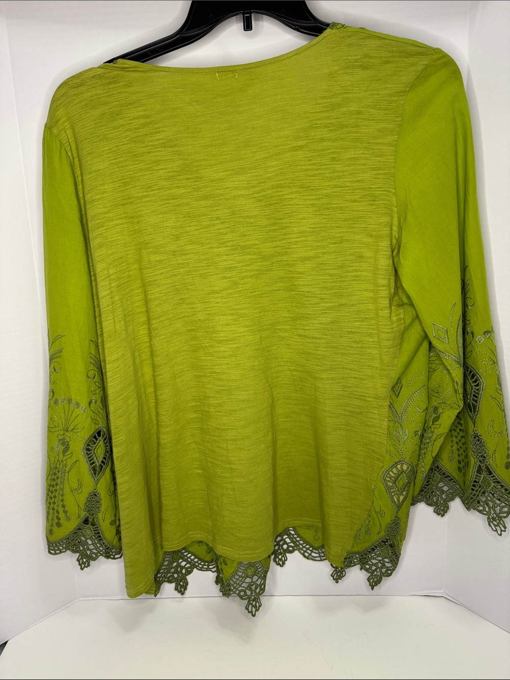 Reba Lace/Embroidered V-Neck Tunic Green - Picture 5 of 7